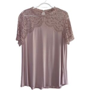 Jodifl Light Pink Lace Knit Top EUC-Size M